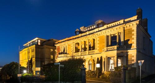 luxury hotels in Tasmania