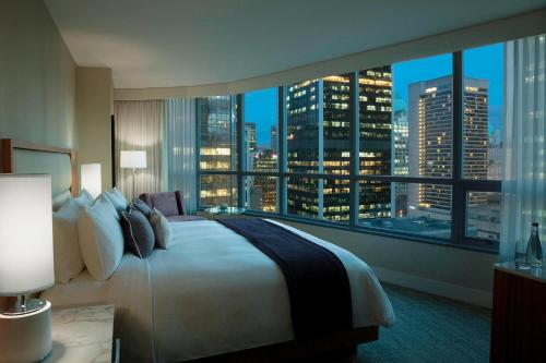 luxury hotels in Vancouver