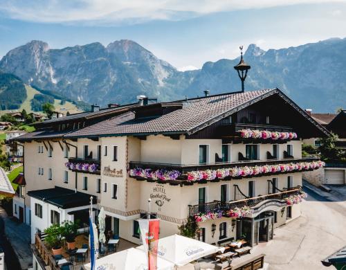 luxury hotels in Dachstein