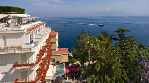 luxury hotels in Sorrento