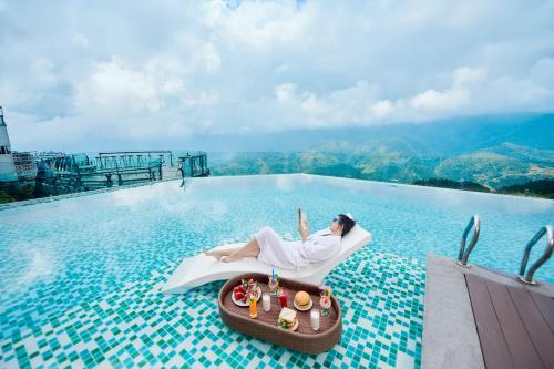 luxury hotels in Sa Pa