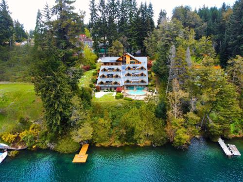 luxury hotels in San Carlos De Bariloche