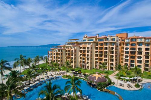 luxury hotels in Nuevo Vallarta