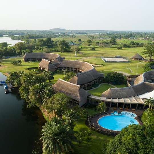 luxury hotels in Accra