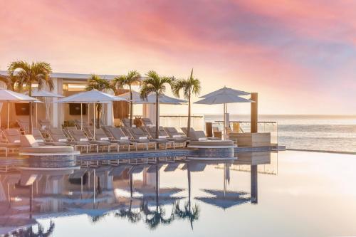 luxury hotels in Los Cabos