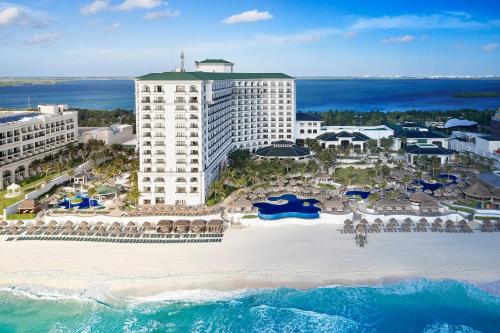 luxury hotels in Cancún