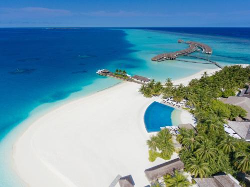 luxury hotels in Kaafu Atoll