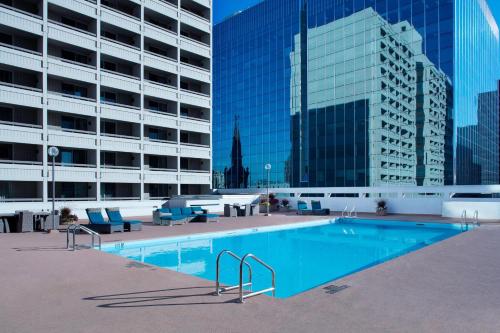 luxury hotels in Winnipeg