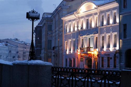 luxury hotels in Saint Petersburg Region