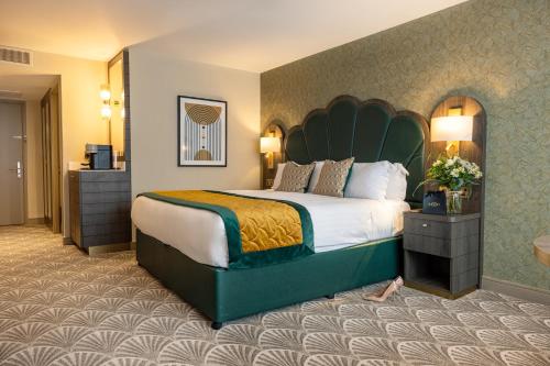 luxury hotels in Limerick