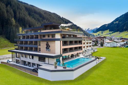 luxury hotels in Hintertux Glacier