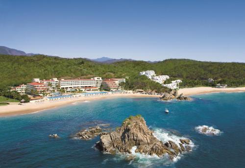 luxury hotels in Huatulco