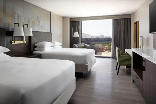 luxury hotels in Dallas