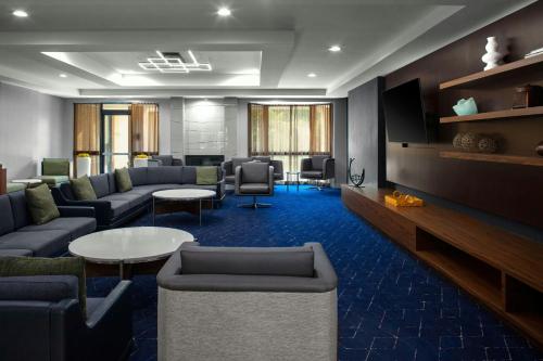 Courtyard by Marriott Richmond Northwest