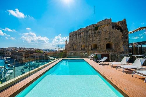 luxury hotels in South Eastern Malta