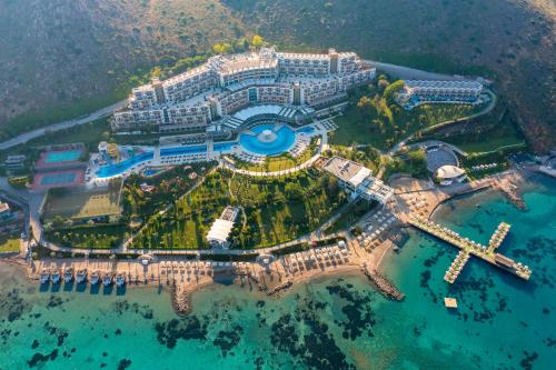 luxury hotels in Turgutreis