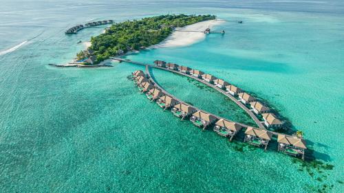 luxury hotels in Manadhoo