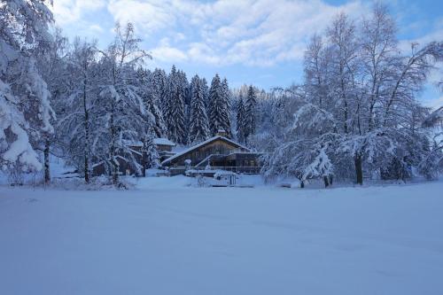 Auberge De La Poulcière
