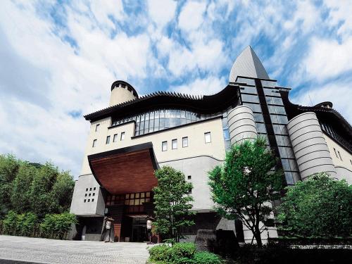 luxury hotels in Kobe