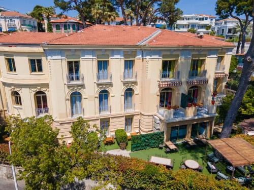 luxury hotels in Nice