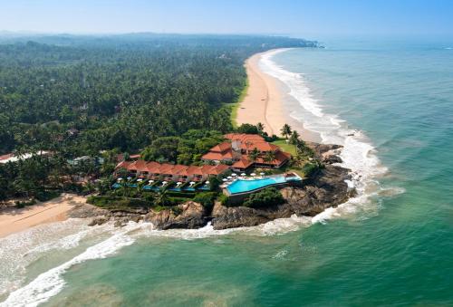 luxury hotels in Kalutara District