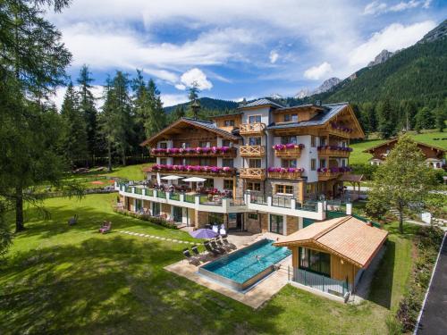 luxury hotels in Ramsau Am Dachstein