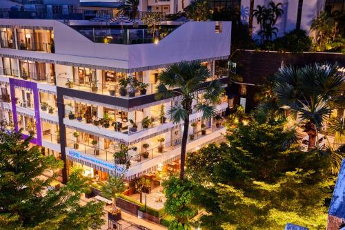 luxury hotels in Patong Beach