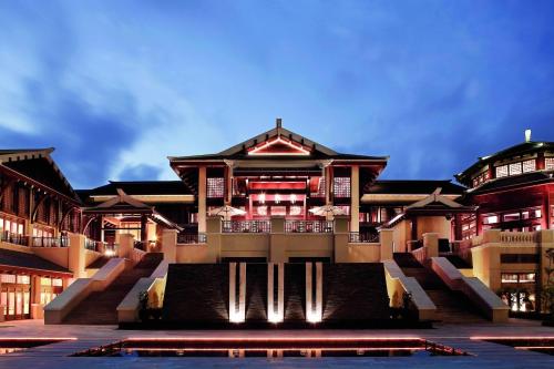 luxury hotels in Sanya