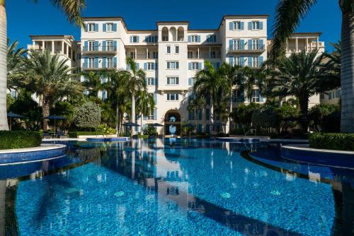 luxury hotels in Grace Bay