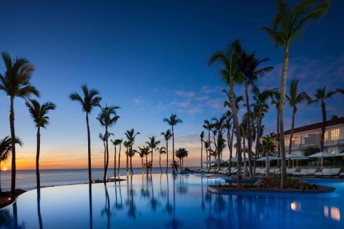 luxury hotels in Los Cabos