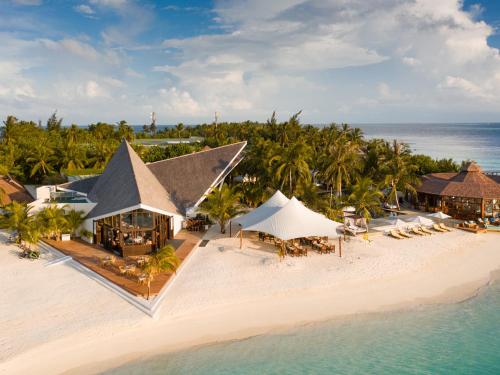 luxury hotels in Ari Atoll