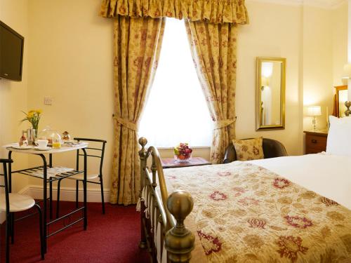 luxury hotels in Scarborough