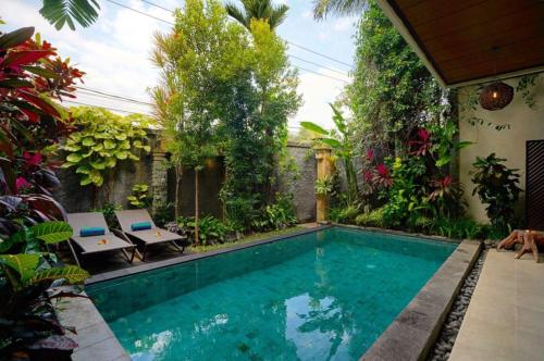 Bali Ayu Hotel & Villas 10 Minutes Walking Distance to the Beach