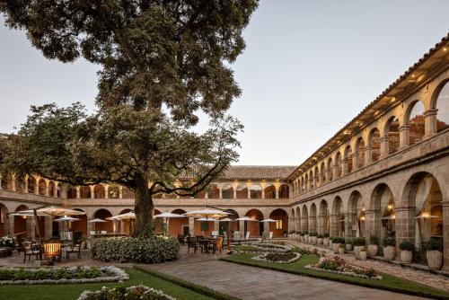 luxury hotels in Urubamba