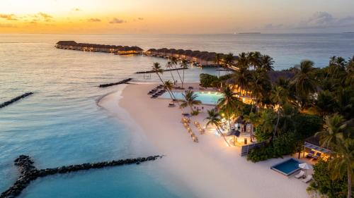 luxury hotels in Southern Atolls