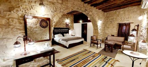 luxury hotels in South District Israel