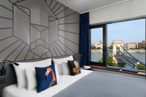 luxury hotels in Budapest