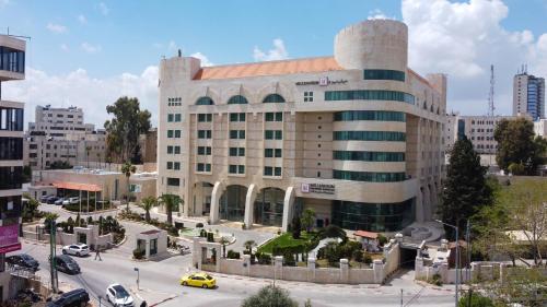 luxury hotels in Amman Governorate