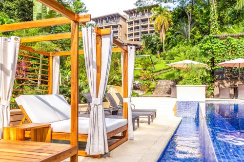 luxury hotels in Uvita