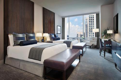 luxury hotels in Chicago Metropolitan Area