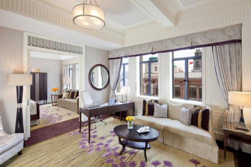 luxury hotels in Shanghai Province