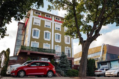 Maxim Pasha Hotel