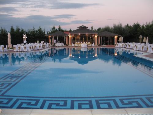 luxury hotels in Kato Loutraki