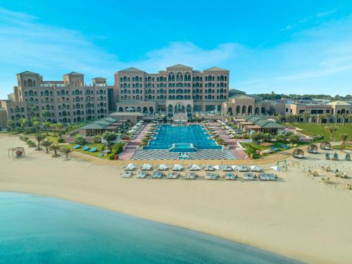 luxury hotels in Eastern Province