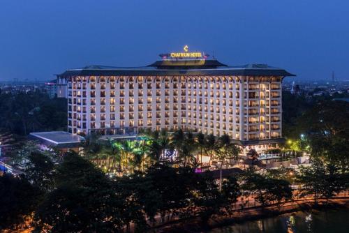 luxury hotels in Yangon Region