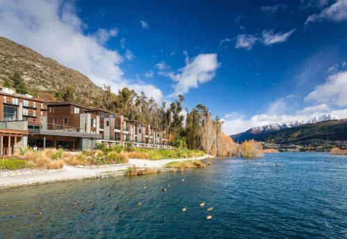 luxury hotels in Lake Wakatipu