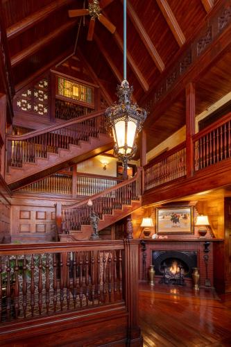 Ivy Lodge