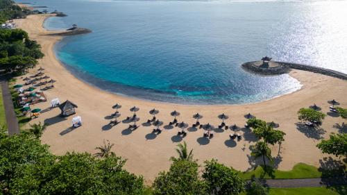 luxury hotels in Nusa Dua