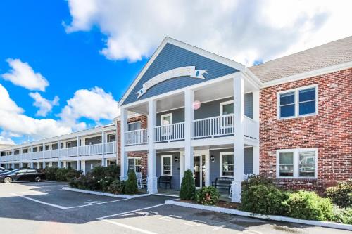 Edgewater Beach Resort