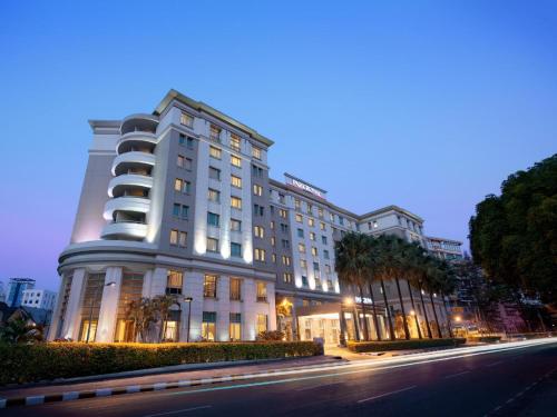 luxury hotels in Yangon Region